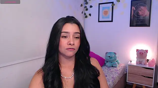 MarilynWhite  online show from October 10, 12:31 am