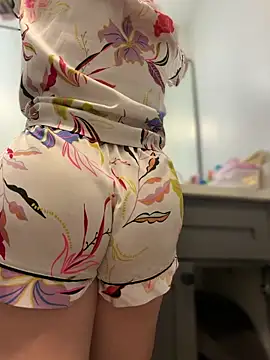 Snapshot of Gringo_XXX_Latina chatting on April 16, 4:52 pm Gringo XXX Latina online show from April 16, 4:52 pm