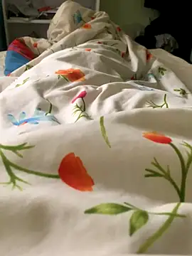 Snapshot of mystery420_ chatting on October 2, 10:22 am mystery420 online show from October 2, 10:22 am