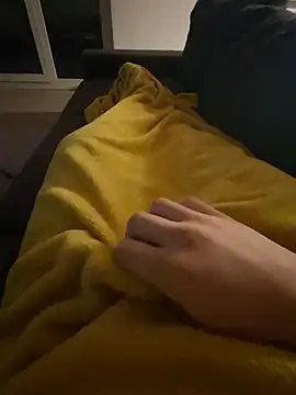 Snapshot of mystery420_ chatting on February 18, 5:31 pm mystery420 online show from February 18, 5:31 pm