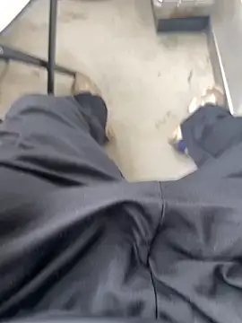 Snapshot of mystery420_ chatting on February 22, 12:04 pm mystery420 online show from February 22, 12:04 pm