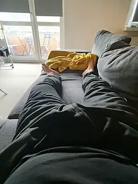 Snapshot of mystery420_ chatting on February 23, 10:56 am mystery420 online show from February 23, 10:56 am