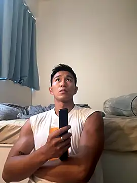 Snapshot of gooodboiii chatting on September 11, 9:31 am gooodboiii online show from September 11, 9:31 am