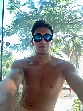 Snapshot of gooodboiii chatting on September 14, 8:24 am gooodboiii online show from September 14, 8:24 am