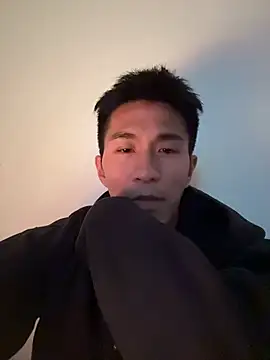 Snapshot of gooodboiii chatting on February 10, 2:54 pm gooodboiii online show from February 10, 2:54 pm