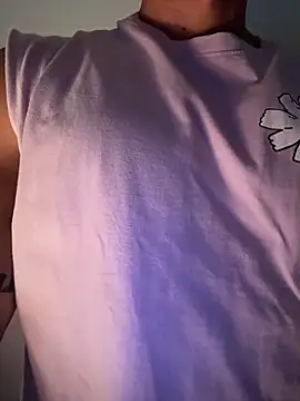 Snapshot of gooodboiii chatting on February 11, 5:18 pm gooodboiii online show from February 11, 5:18 pm