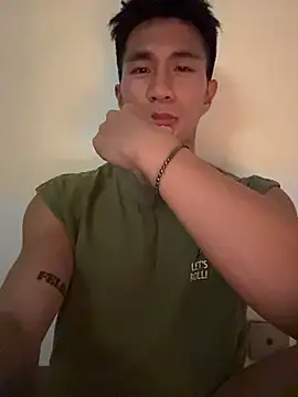 Snapshot of gooodboiii chatting on March 14, 4:45 pm gooodboiii online show from March 14, 4:45 pm