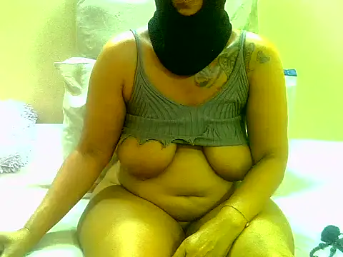 Snapshot of Sweetcandyxxxx30 chatting on October 13, 6:35 am Sweetcandyxxxx30 online show from October 13, 6:35 am