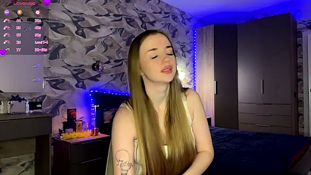 Snapshot of Jessica1West chatting on March 8, 4:55 pm Jessica1West online show from March 8, 4:55 pm