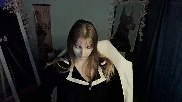 NeyliDream online show from January 18, 1:04 pm