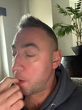 Snapshot of Marronglace1 chatting on February 18, 9:38 am Marronglace1 online show from February 18, 9:38 am