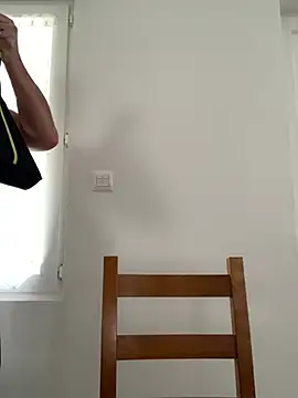 Snapshot of Marronglace1 chatting on February 24, 11:30 am Marronglace1 online show from February 24, 11:30 am