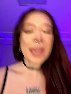 Snapshot of MaryMe__ chatting on January 16, 1:04 pm MaryMe online show from January 16, 1:04 pm