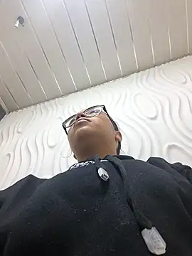 susan mooree online show from January 14, 7:30 pm