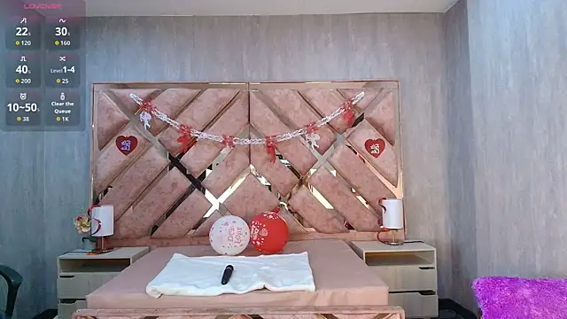 ANABELL BROWN online show from September 29, 7:08 pm