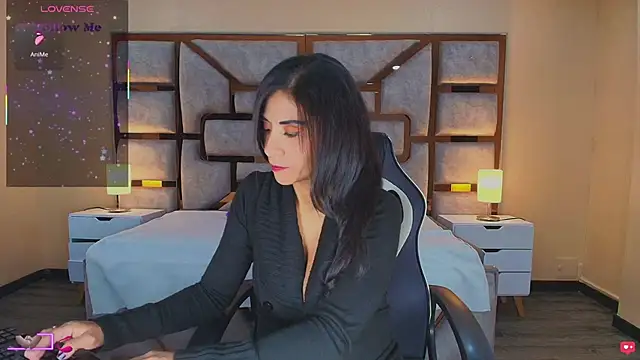 ANABELL BROWN online show from March 21, 7:39 pm