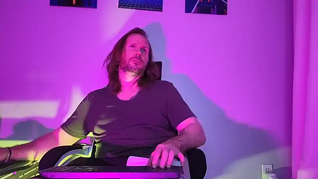 AlbinoAdonis online show from September 25, 12:36 am