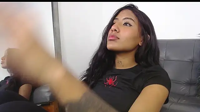 Deysha Garcias online show from October 15, 3:23 pm