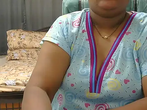 Snapshot of Nisha-telugu chatting on May 24, 8:03 pm Nisha-telugu online show from May 24, 8:03 pm