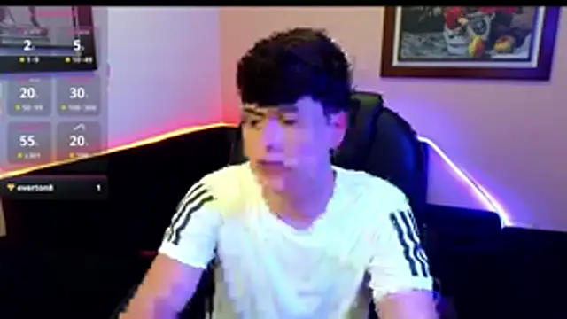 tightncuteass online show from November 6, 9:59 pm