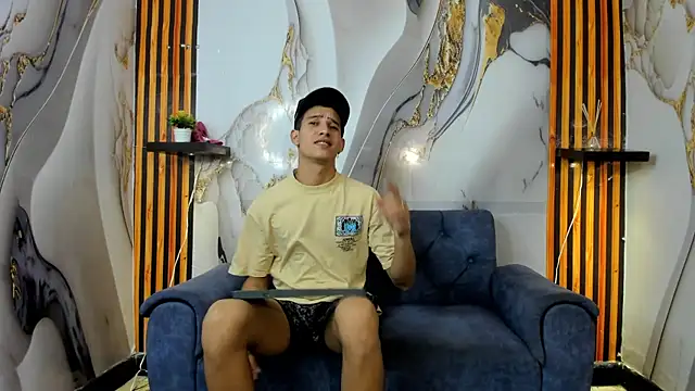 Ken BoySlim online show from September 18, 8:44 pm