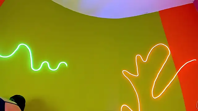 Bagiolett online show from October 8, 2:58 pm