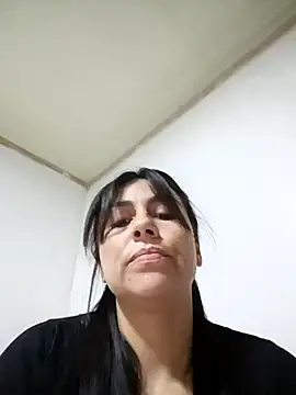 vanessa-titisM online show from November 9, 2:10 am