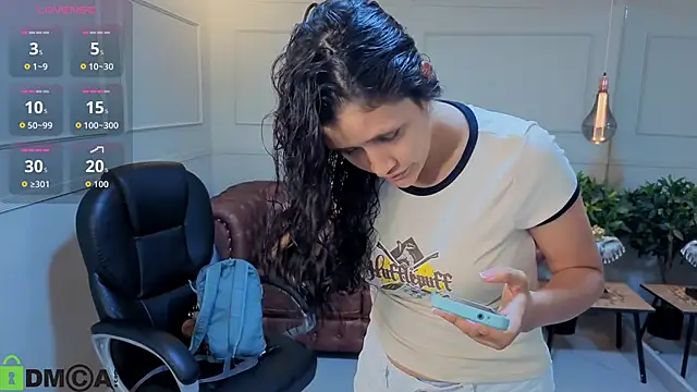 Snapshot of ArielBlossom___ chatting on September 24, 11:02 am ArielBlossom online show from September 24, 11:02 am