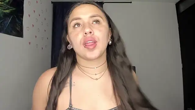 Walker 23 online show from December 3, 4:53 am