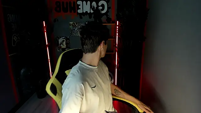 Snapshot of JonnyDarka chatting on September 26, 11:03 am JonnyDarka online show from September 26, 11:03 am