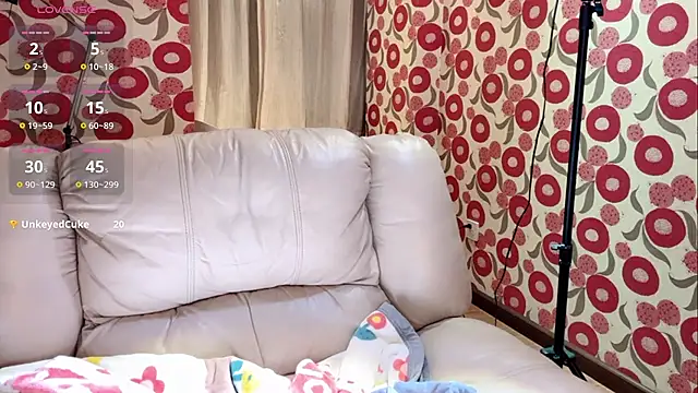 miss-lin online show from November 10, 1:10 pm