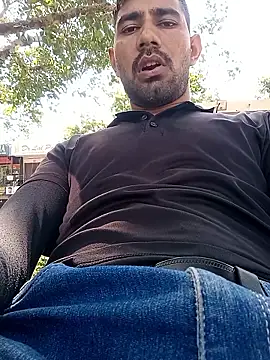 Snapshot of snadycam chatting on October 9, 8:01 am snadycam online show from October 9, 8:01 am