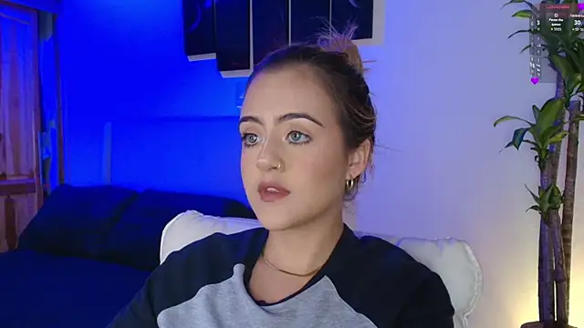 MaryMoon  online show from October 8, 10:51 pm