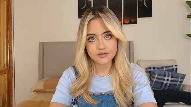 MaryMoon  online show from January 12, 11:54 pm