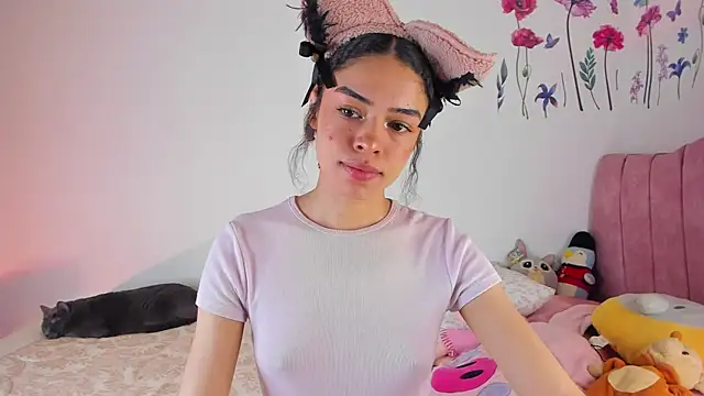 maddy parker   online show from May 14, 8:04 pm