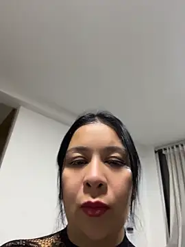 Snapshot of IrisDuvall chatting on June 21, 12:35 am IrisDuvall online show from June 21, 12:35 am