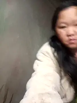 riso-00 online show from December 1, 11:32 pm