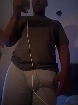 Snapshot of DemontimeLo chatting on September 11, 6:46 am DemontimeLo online show from September 11, 6:46 am