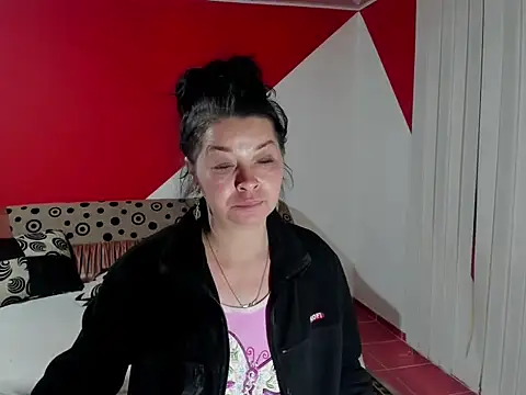 Soffy Skye online show from November 14, 4:33 am