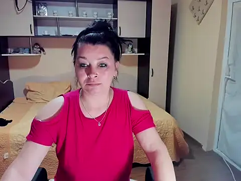 Soffy Skye online show from April 17, 4:59 am