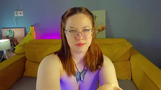 Snapshot of Krysadapp chatting on February 5, 6:40 am Krysadapp online show from February 5, 6:40 am