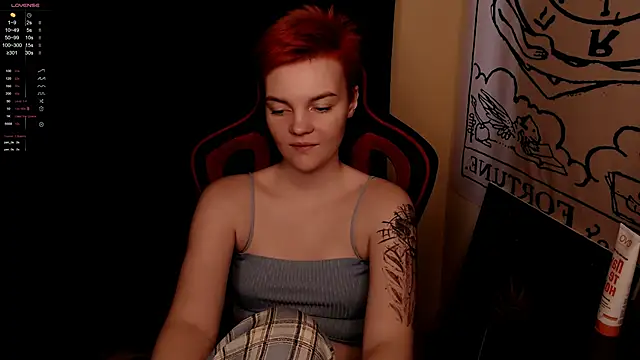 KrisNeal online show from November 7, 10:15 am