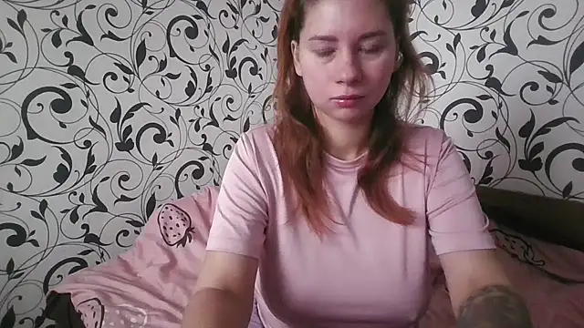 YourEmilie online show from November 9, 8:56 am