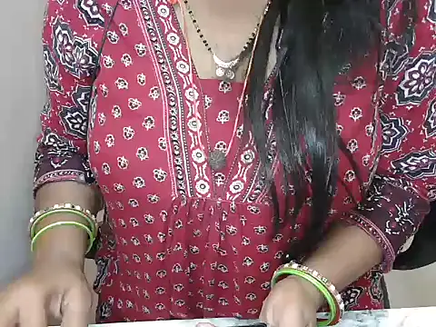 bold naina online show from November 7, 4:12 am