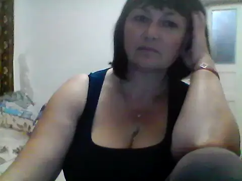 Snapshot of MariannaLove759 chatting on October 13, 3:34 pm MariannaLove759 online show from October 13, 3:34 pm