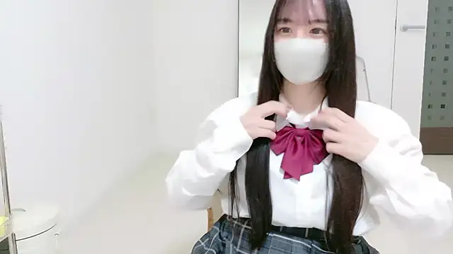  Mia land  online show from January 16, 2:10 pm