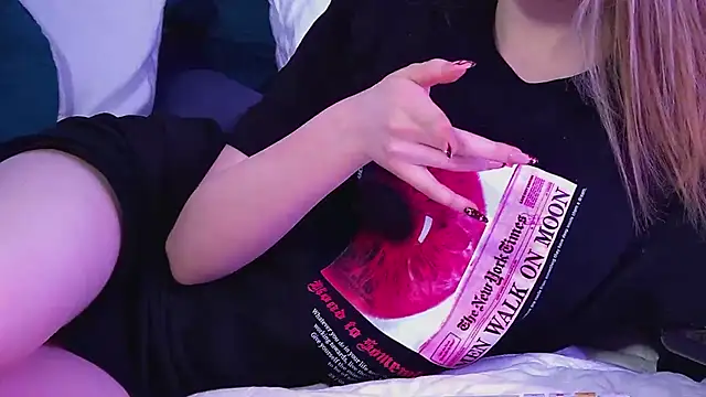 LexiBookwell online show from March 12, 6:30 am