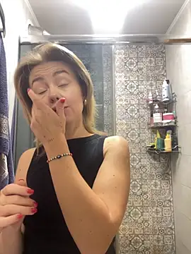 MartaLuna  online show from October 24, 9:28 am