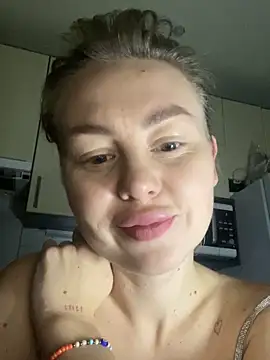 MartaLuna  online show from November 25, 10:21 pm