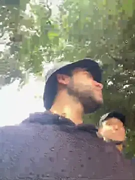 Snapshot of juan_hairy chatting on May 7, 4:23 pm juan hairy online show from May 7, 4:23 pm